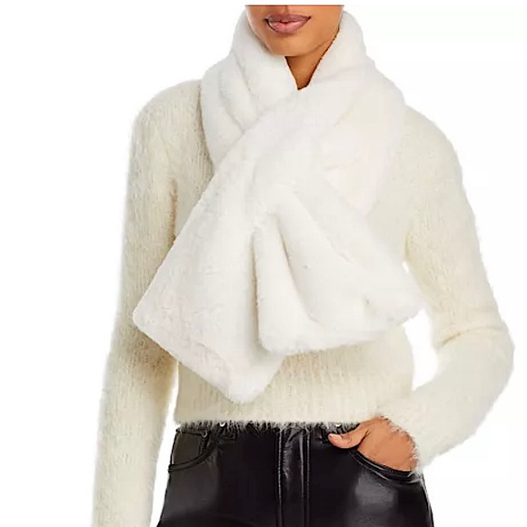 APPARIS Bambi Faux Fur Scarf Ultra Soft Pull-Through Style Ivory Cream - Picture 1 of 5